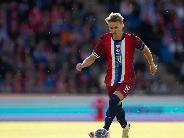 厄德高身兼阿森納與挪威國家隊隊長photo:yardbarker)/金享娛樂城